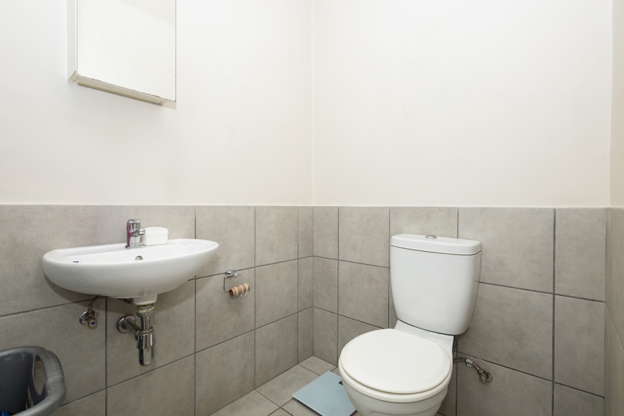 1 Bedroom Property for Sale in Parklands North Western Cape